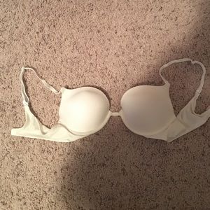 Push-up bra