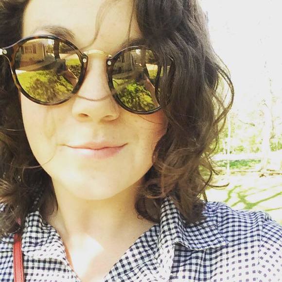 Meet your Posher, Sara