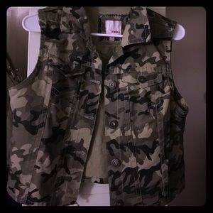BONGO vest