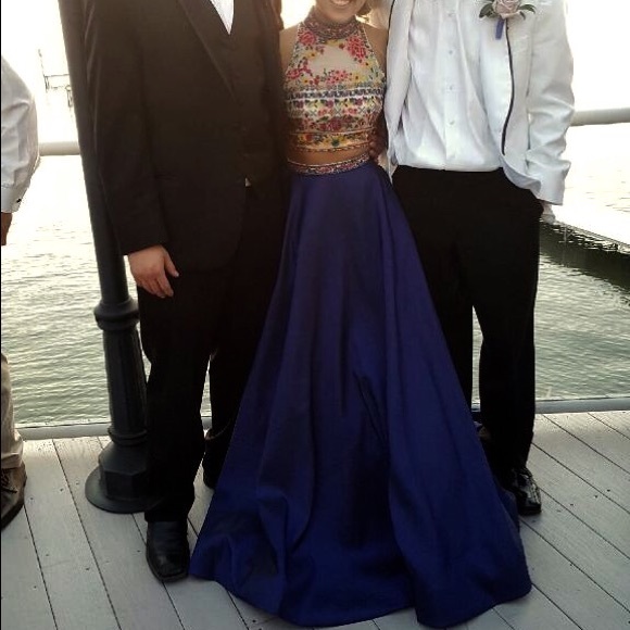 SOLD - Picture 3 of 4