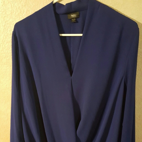 Long sleeved blue Mossimo blouse