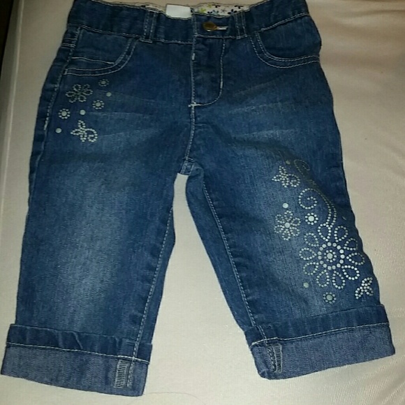 🛍SOLD 🛍Toddler girl Size 3t jean capris