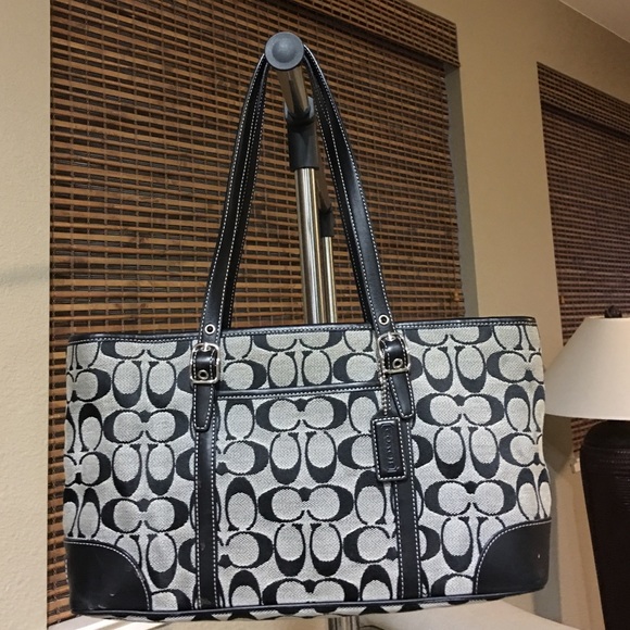 Vintage signature coach tote - medium