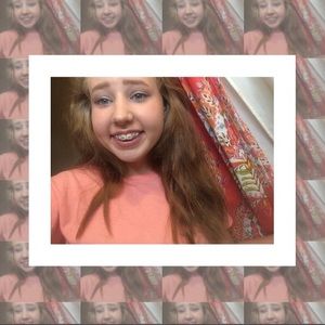 Meet your Posher, Andrea