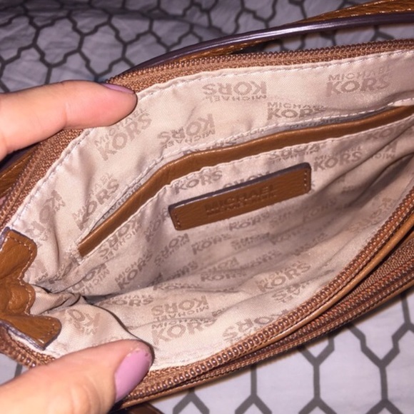Michael Kors crossbody bag - Picture 3 of 4