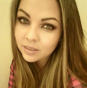 Meet your Posher, Endi