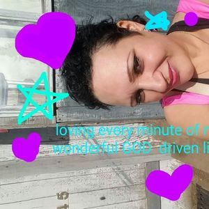 Meet your Posher, Cassandra