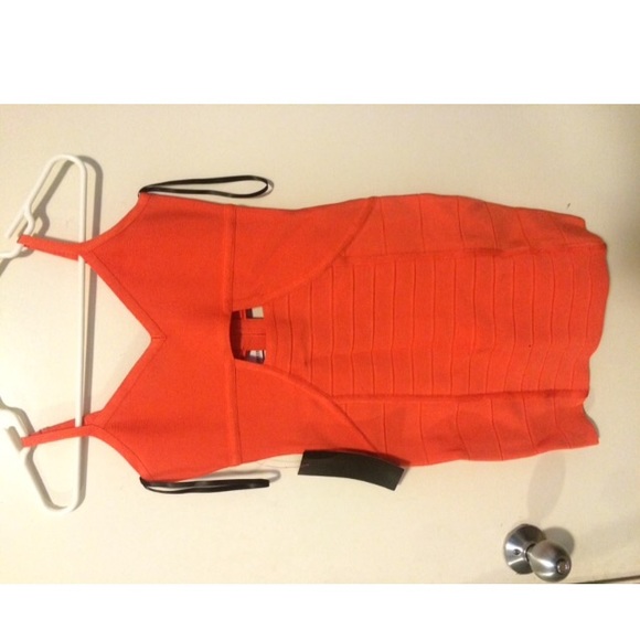 Right fitted Bebe dress