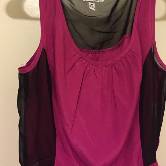 Never worn cute fuchsia/black - BUNDLE & SAVE - Picture 2 of 3