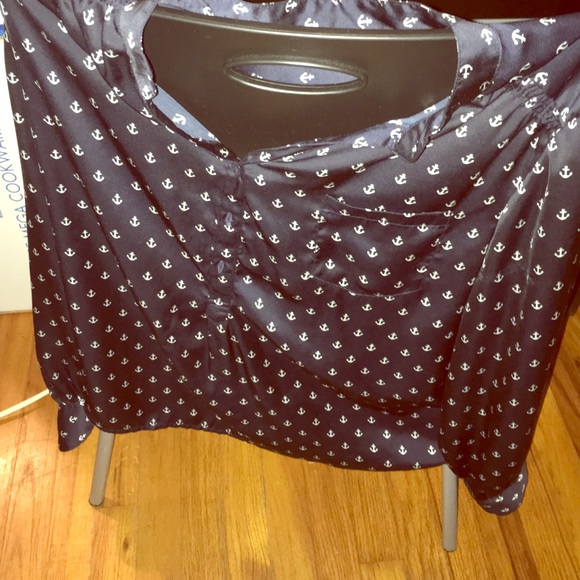 Silky anchor pocket shirt