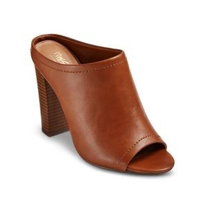 NWOT Brown Mule Heels