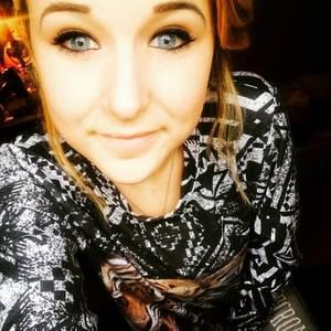 Meet your Posher, Alexis