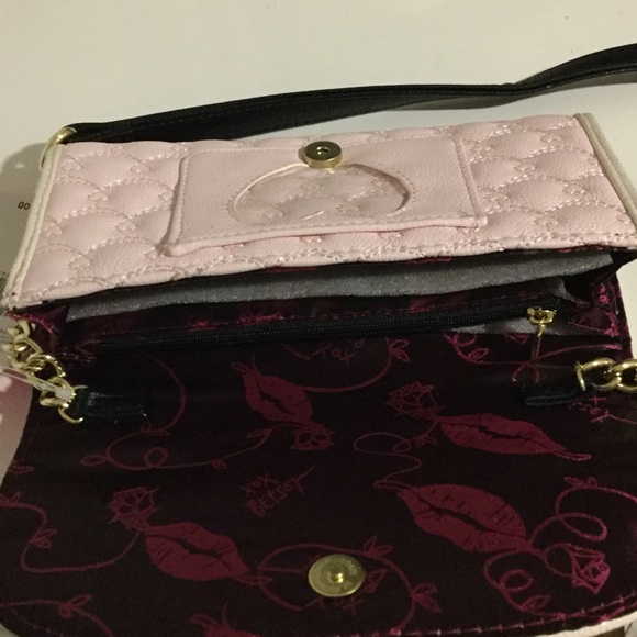 Betsey Johnson pink front zip pocket flap - Picture 4 of 4
