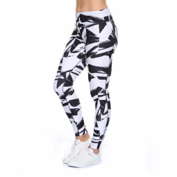 NIKE Dri-Fit Legend 2.0 Floe Training Tights - Picture 3 of 3