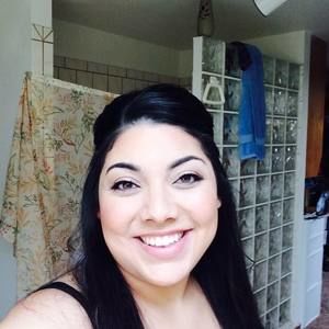 Meet your Posher, Cristina