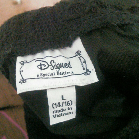 Disney long black skirt - Picture 2 of 2