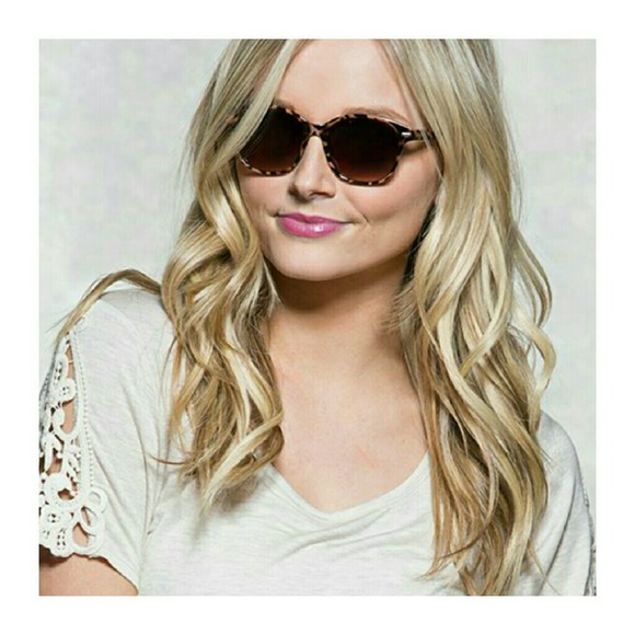 Mint & Tortoise Shell Sunglasses Gold Accent - Picture 3 of 3