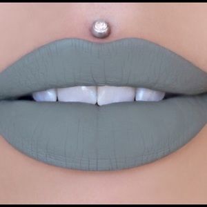 Jeffree Star liquid lipstick Dirty Money