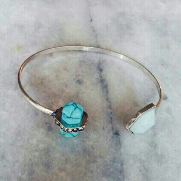 Jewelry | Silver and turquoise jewelry - Picture 3 of 4
