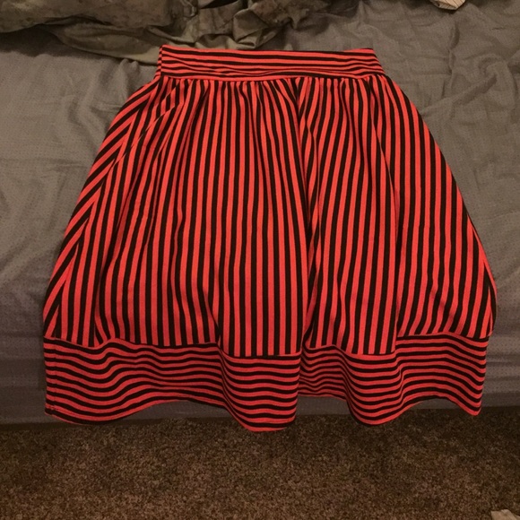 Coral & Black Striped Skirt. Medium