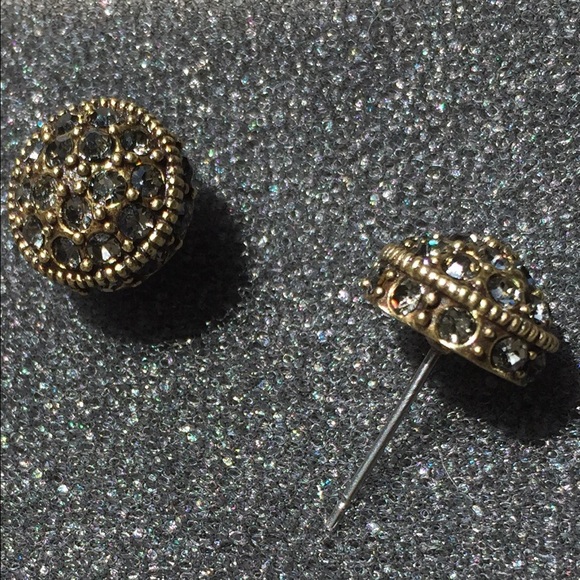 SOLD!  Heidi Daus Designer button earrings