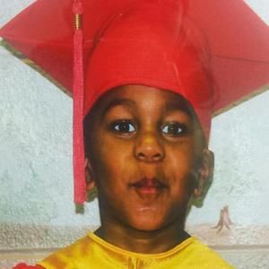 Meet your Posher, Angelia