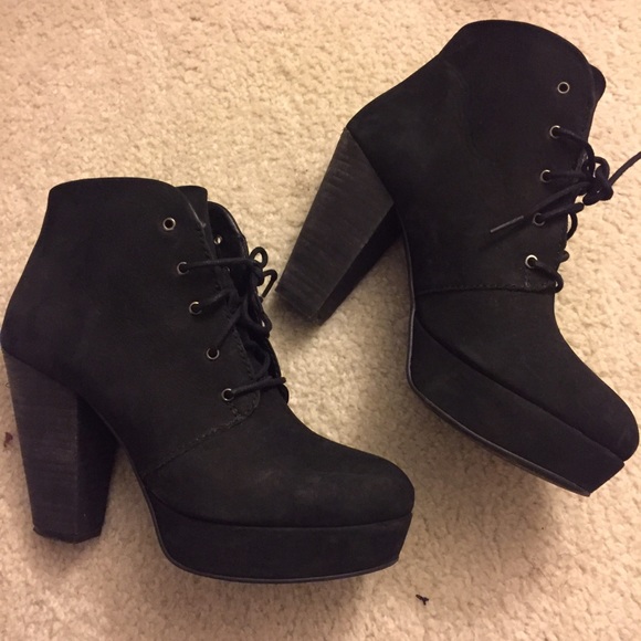 Steve Madden "Raspy" Platform Booties