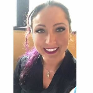 Meet your Posher, Alicia