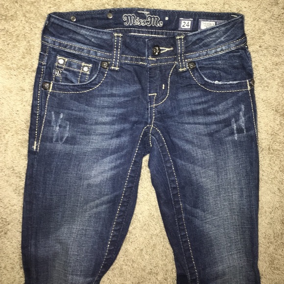 Miss Me Angel Wing Pocket Jeans - Picture 4 of 4