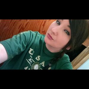 Meet your Posher, Cierra