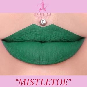 Jeffree star liquid lipstick Mistletoe