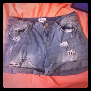 Aeropostale jean shorts 7/8