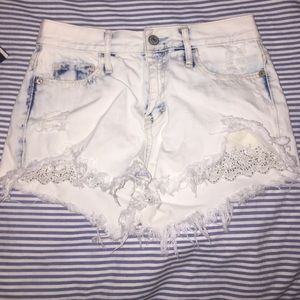 High waisted sequenced acid wash shorts