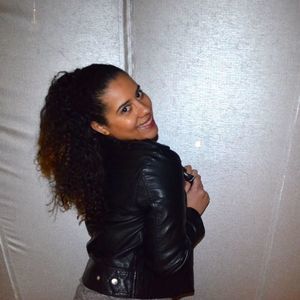 Meet your Posher, Loraine