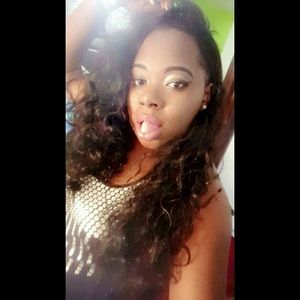 Meet your Posher, Tonisha