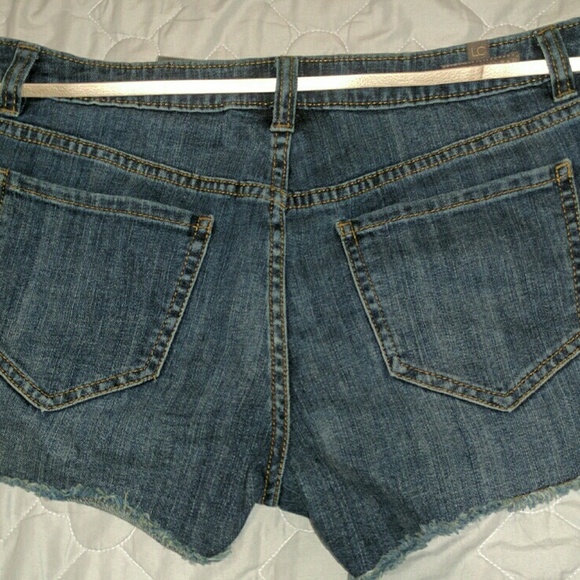 LC Lauren Conrad denim shorts, NWOT - Picture 3 of 3