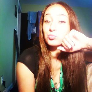 Meet your Posher, Alisha