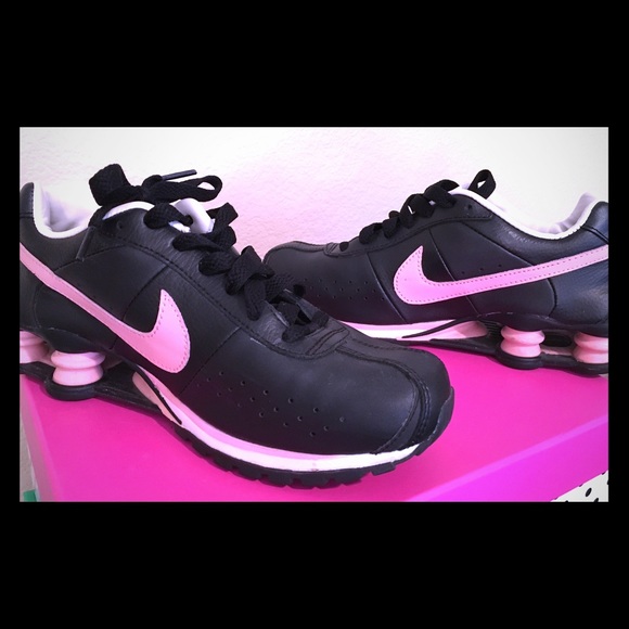 Nike shox size 8