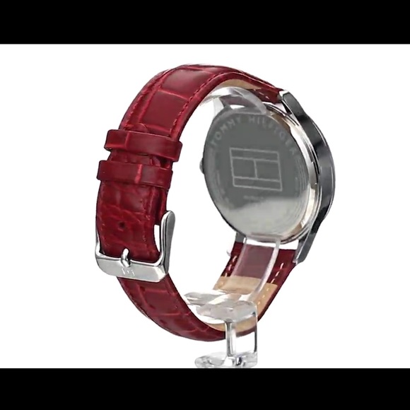 Tommy Hilfiger red croc embossed leather watch set - Picture 4 of 4