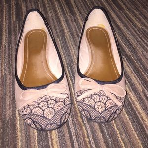 Black Lace Tipped Cream Flats