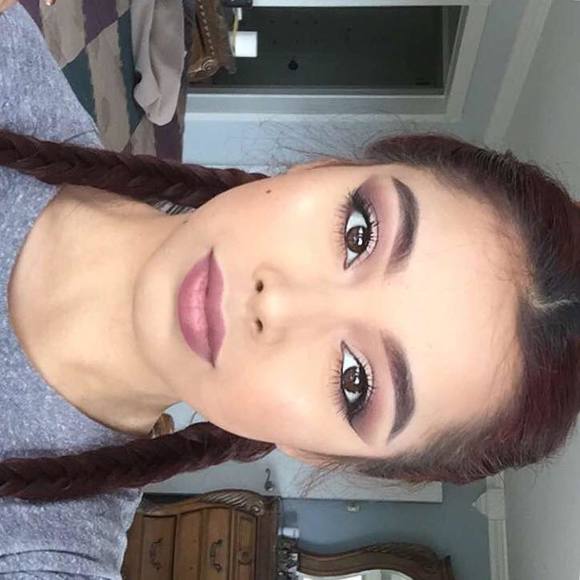 Meet your Posher, Lena - Picture 1 of 1