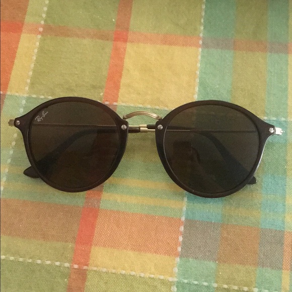 Rayban sunglasses P P only!! 35 shipped!!! TODAY