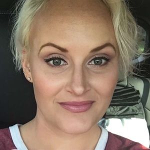 Meet your Posher, Carly