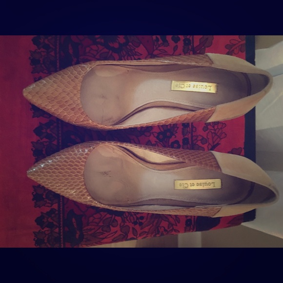 Louise et Cie Tan Pumps
