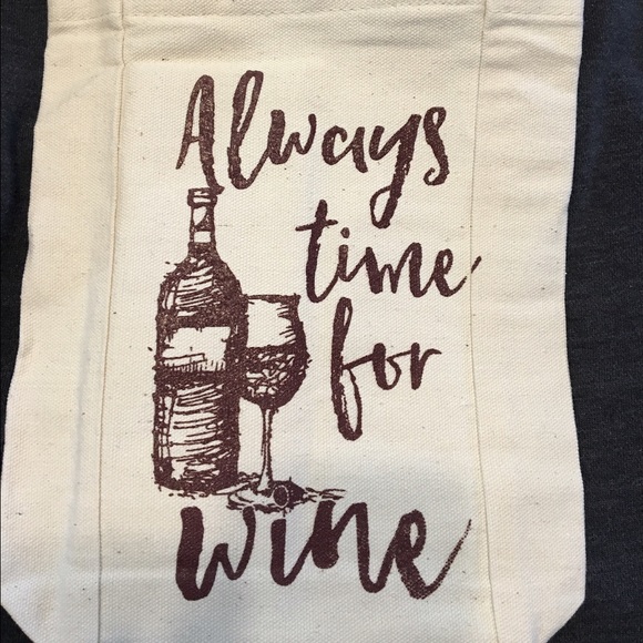 LAST ONE ๐ HP 10/1 ๐๐ทWine tote bag ๐ท - Picture 3 of 4