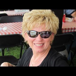 Meet your Posher, Robin