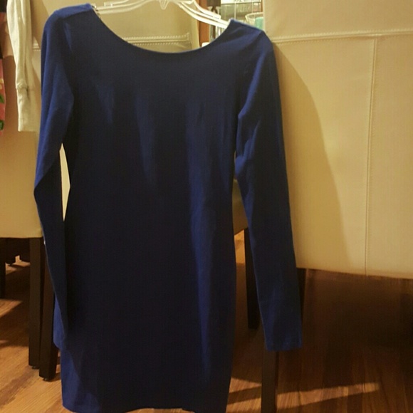 Forever 21 stretchy long sleeve cross back dress