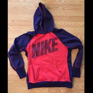 Therma fit Nike pullover hoodie