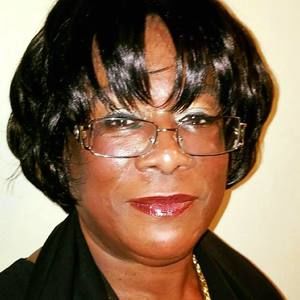 Meet your Posher, Shirley