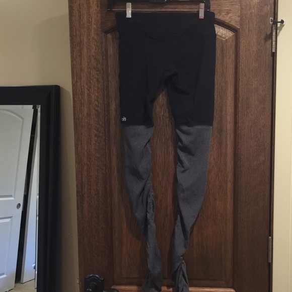 Alo Yoga Goddess leggings